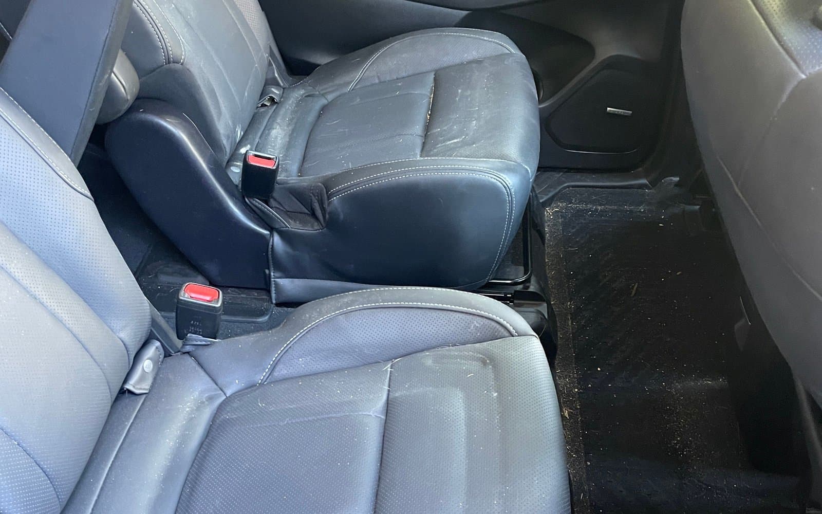 Subaru Ascent before detailing
